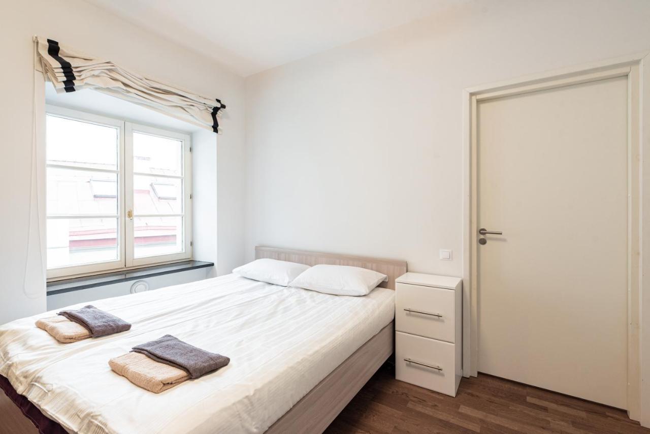 Airhome - Raekoja Plats Tallinn Ngoại thất bức ảnh